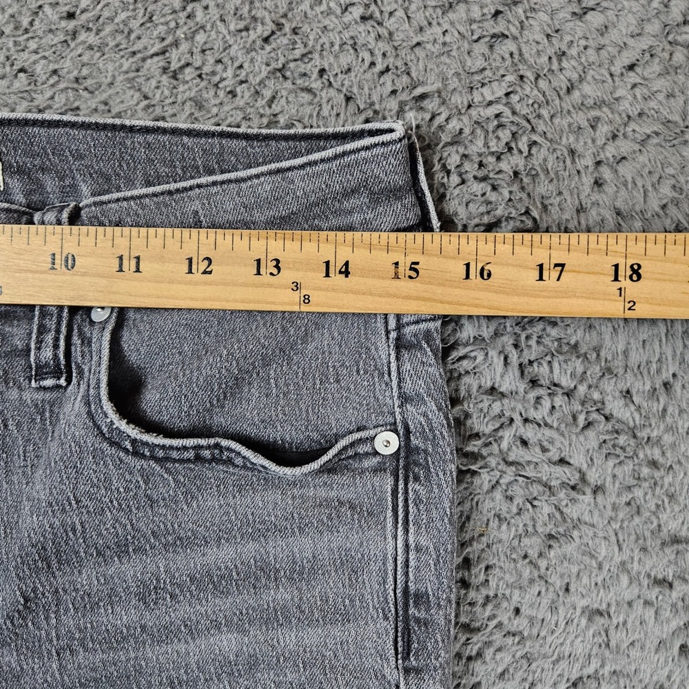 Madewell The Perfect Vintage Jean Womens Gray Distressed Straight Leg Size 28 - Picture 2 of 10